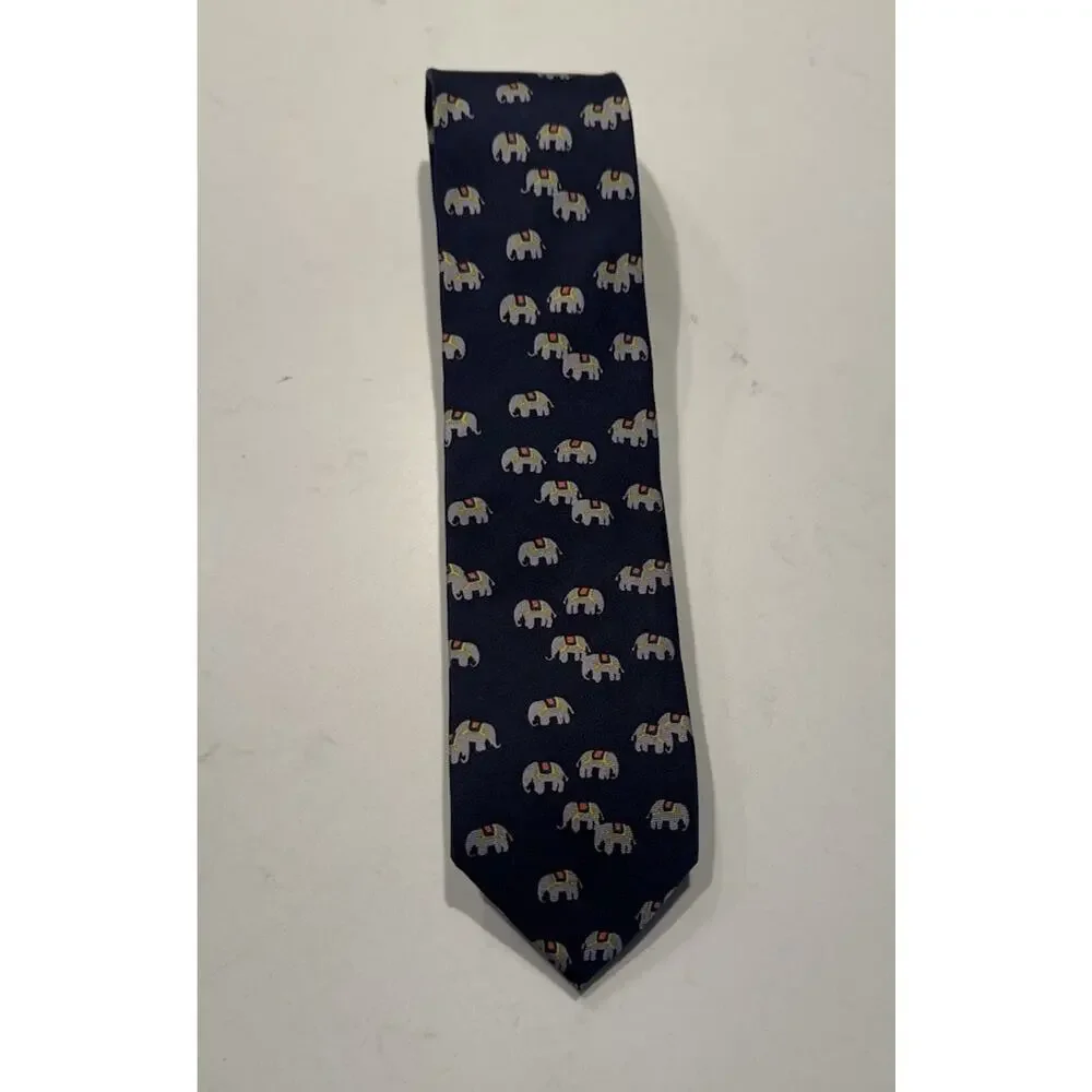 J Crew The Silk Tie Navy Blue All Over Elephant Print Preppy‎ 100% Silk READ